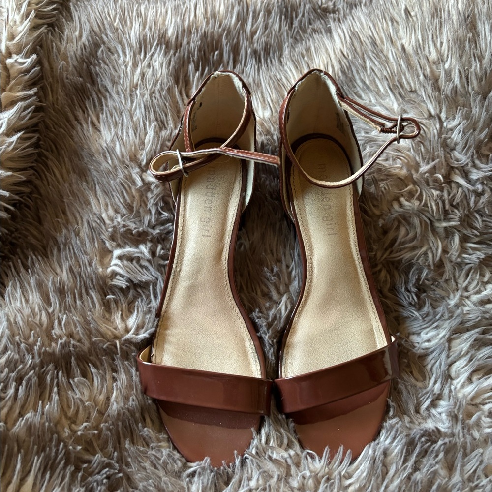 Steve Madden Tan Ankle Strap Sandals